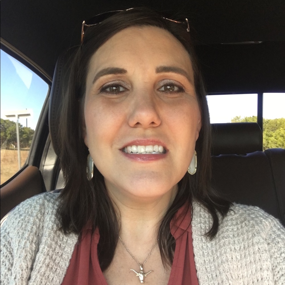 Meet your Posher, Amy